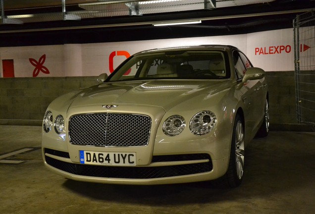 Bentley Flying Spur V8