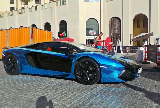 Lamborghini Aventador LP700-4