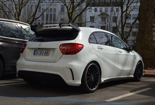 Mercedes-Benz A 45 AMG