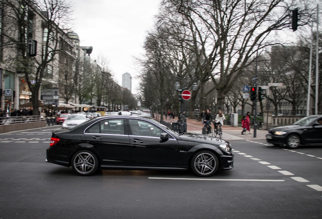 Mercedes-Benz C 63 AMG W204 2012