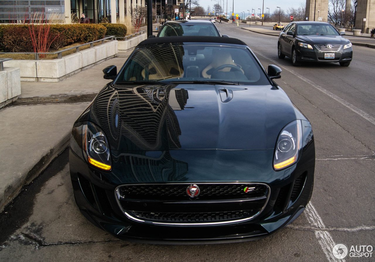 Jaguar F-TYPE S V8 Convertible