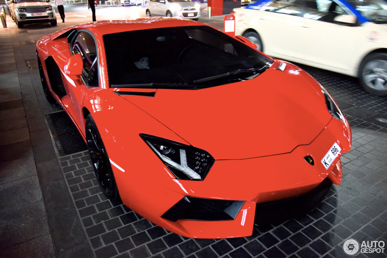 Lamborghini Aventador LP700-4