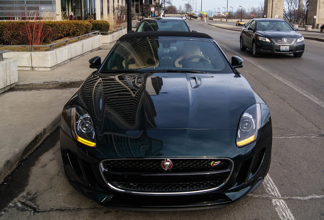 Jaguar F-TYPE S V8 Convertible