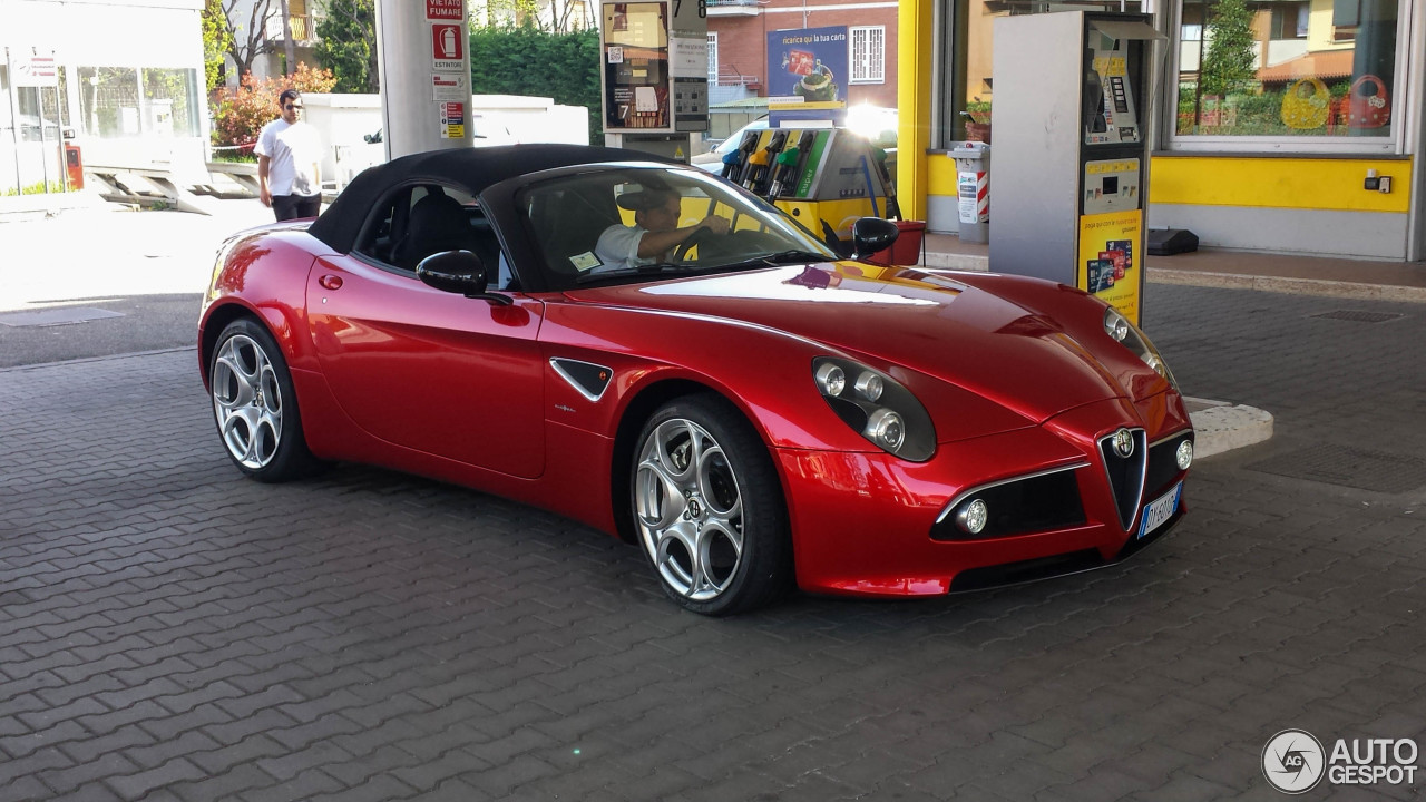 Alfa Romeo 8C Spider