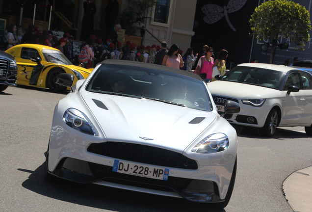 Aston Martin Vanquish Volante