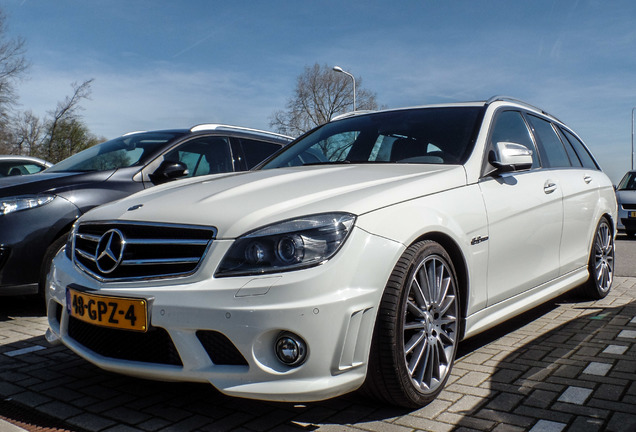 Mercedes-Benz C 63 AMG Estate