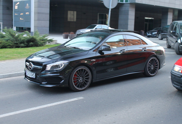 Mercedes-Benz CLA 45 AMG C117