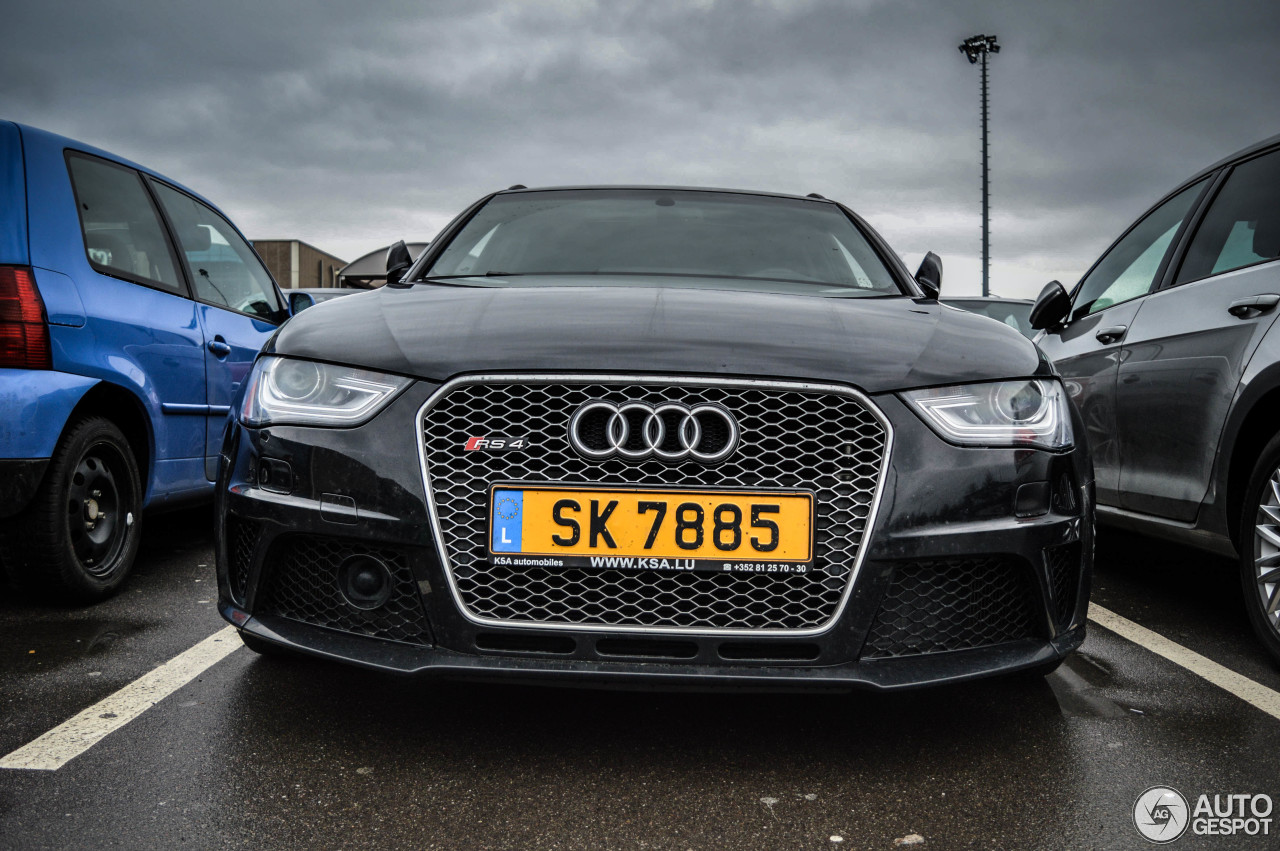 Audi RS4 Avant B8