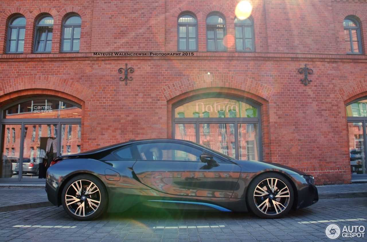 BMW i8