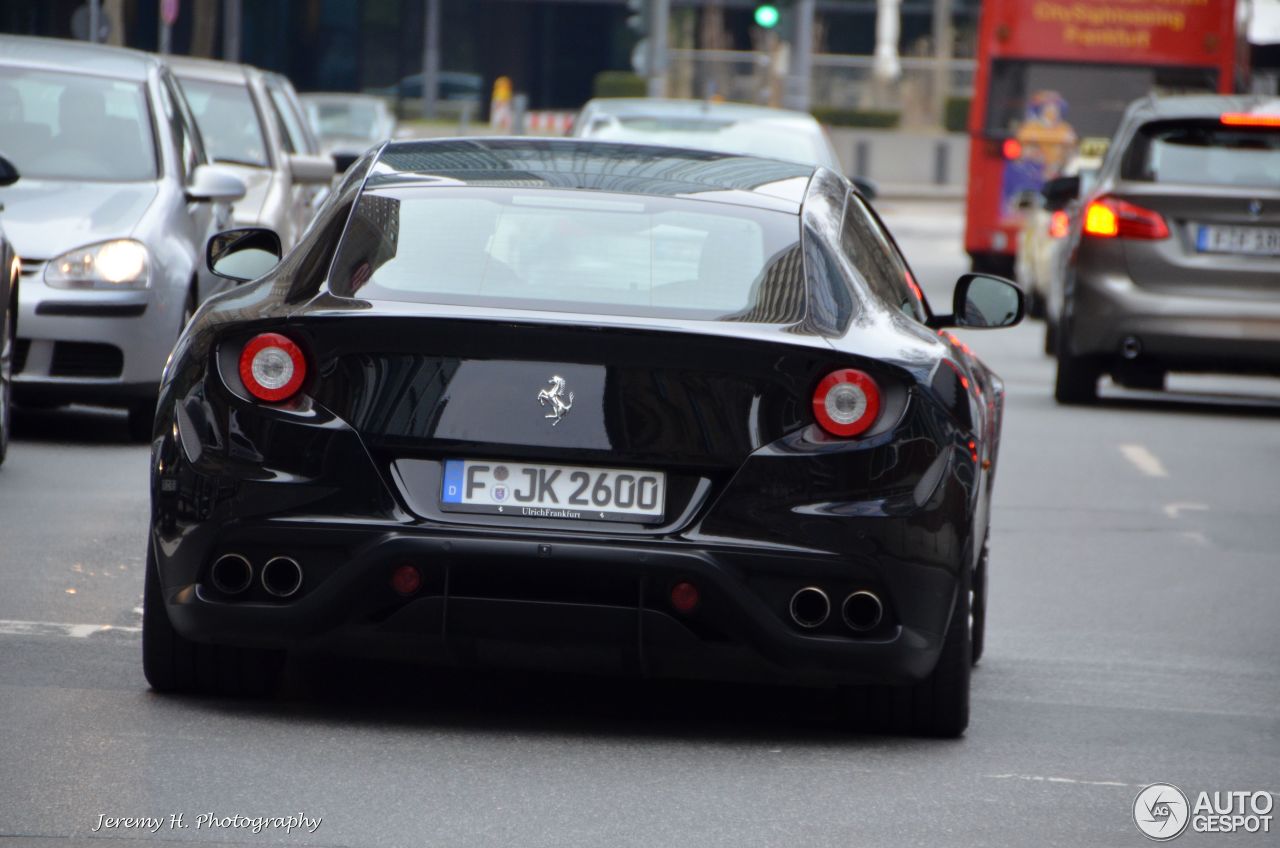 Ferrari FF