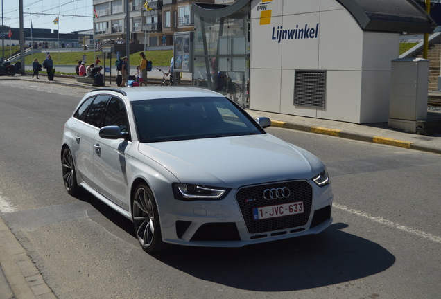 Audi RS4 Avant B8