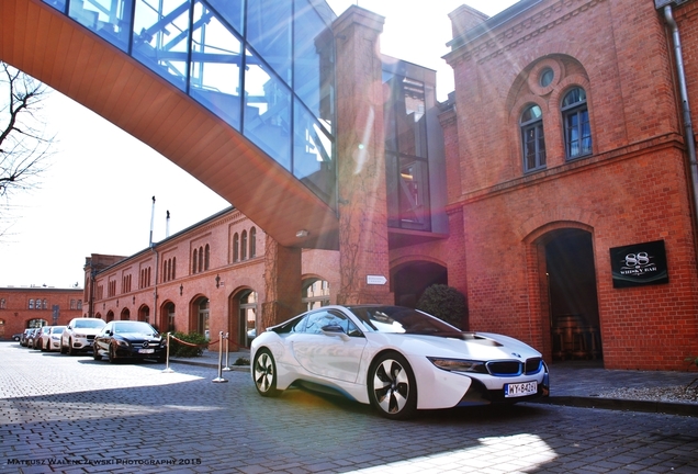 BMW i8