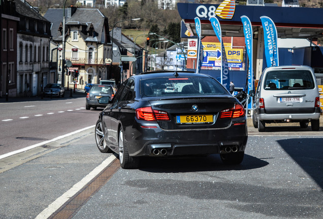 BMW M5 F10 2011