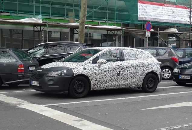 Opel Astra 2015