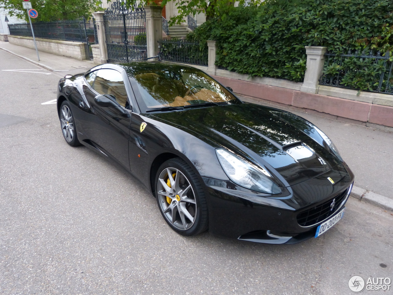 Ferrari California