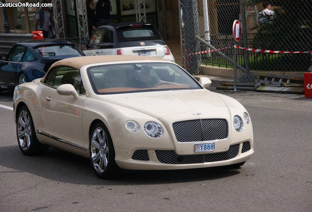 Bentley Continental GTC 2012