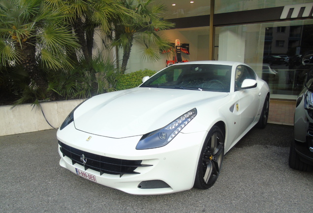 Ferrari FF