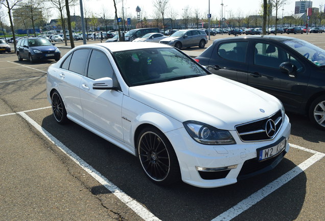 Mercedes-Benz C 63 AMG W204 2012