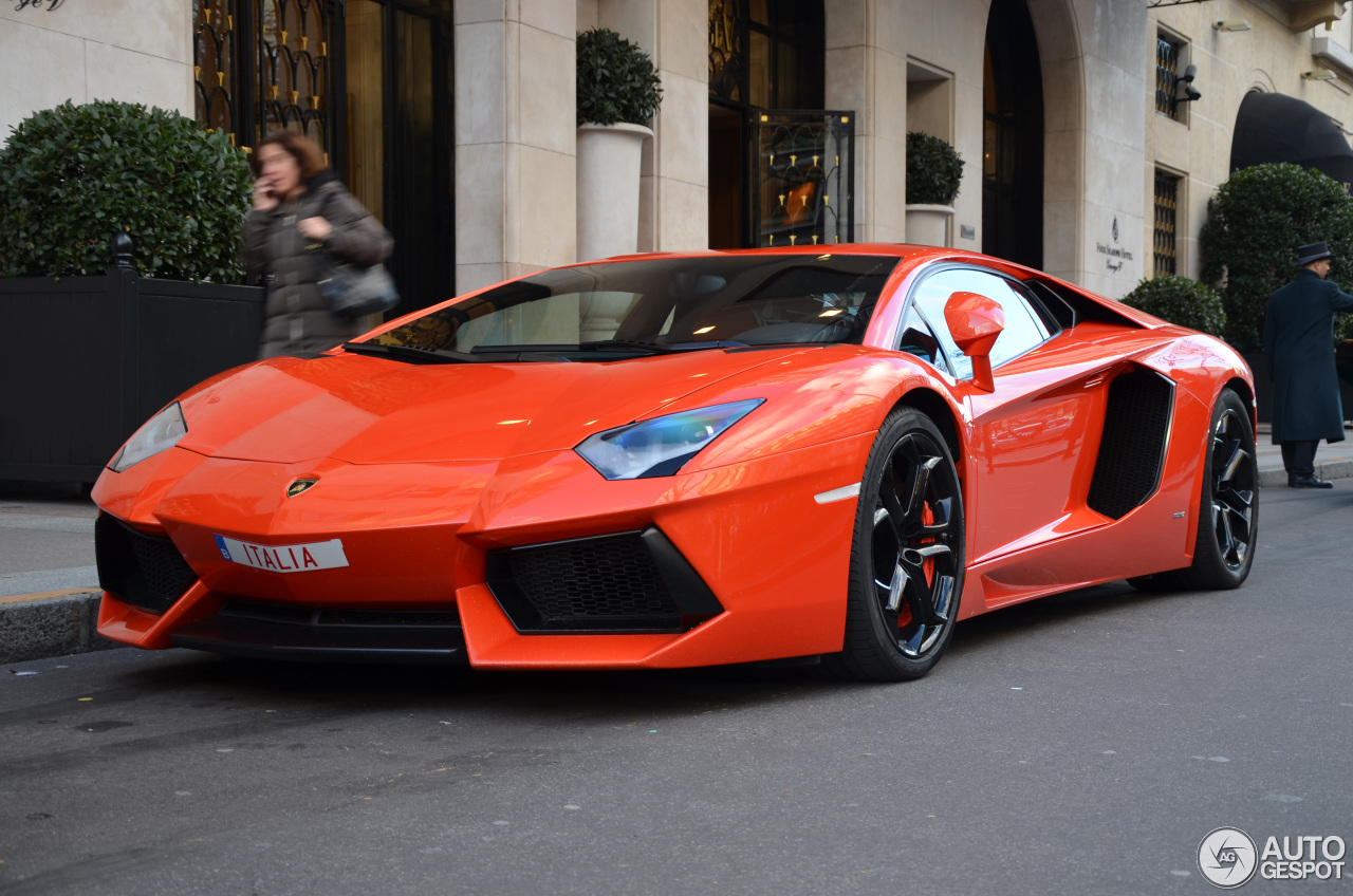 Lamborghini Aventador LP700-4