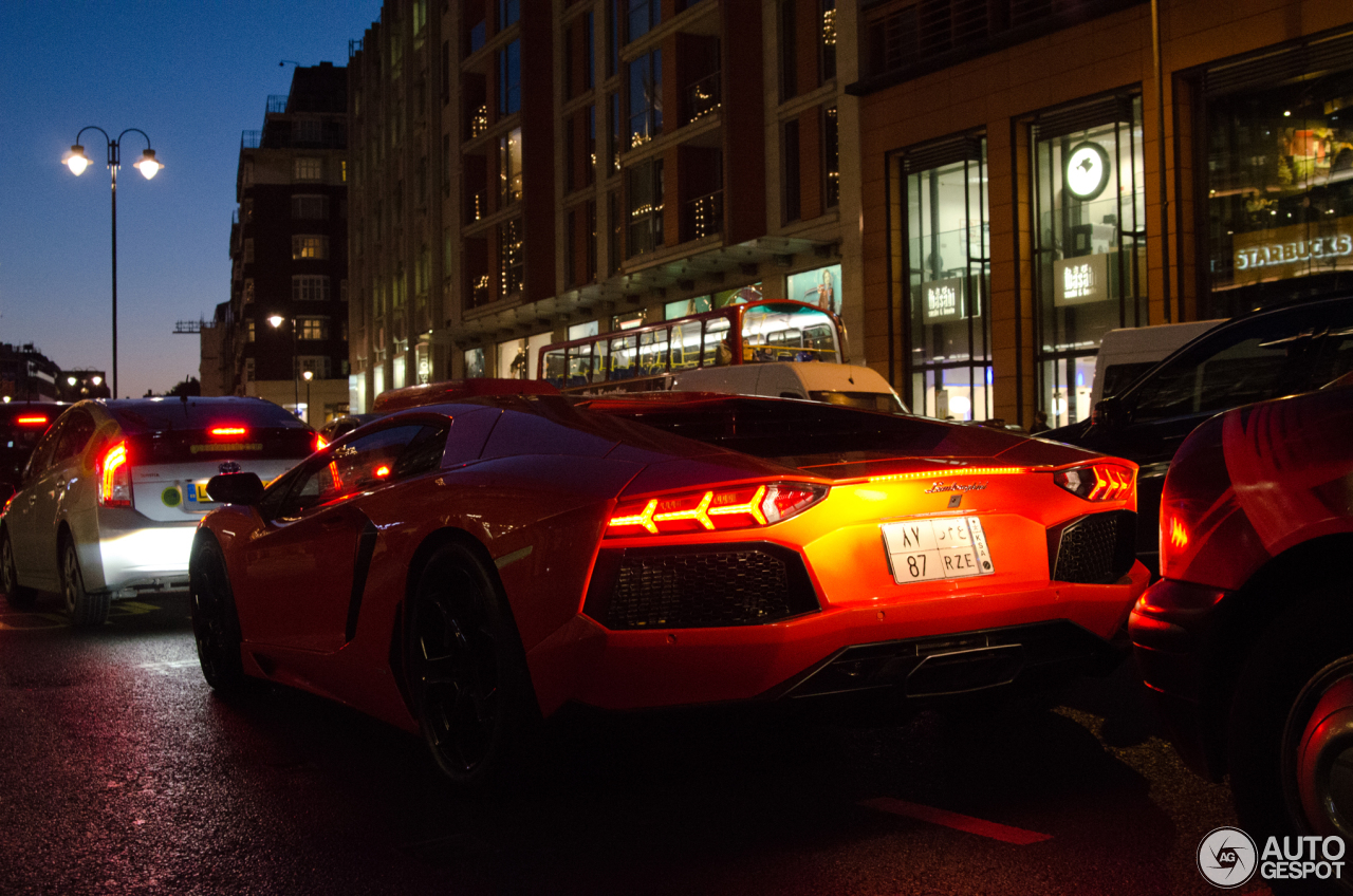 Lamborghini Aventador LP700-4