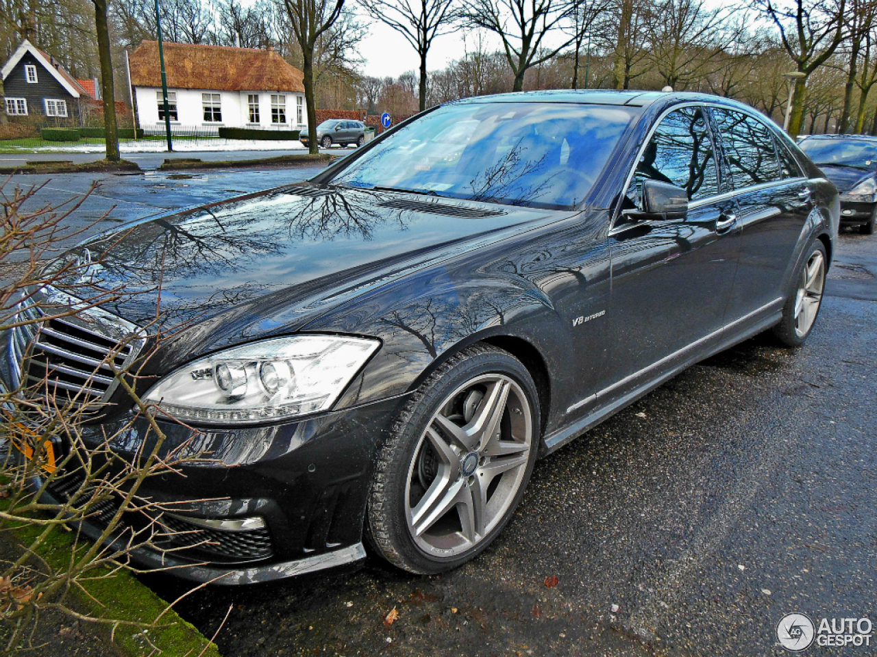 Mercedes-Benz S 63 AMG W221 2011