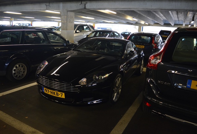 Aston Martin DB9