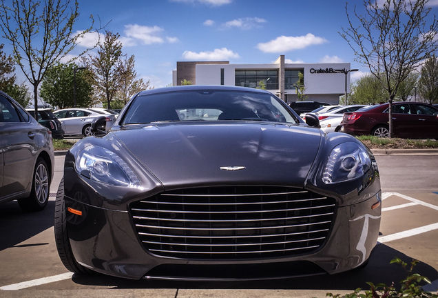 Aston Martin Rapide S