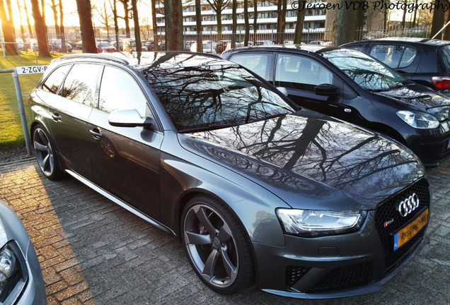 Audi RS4 Avant B8