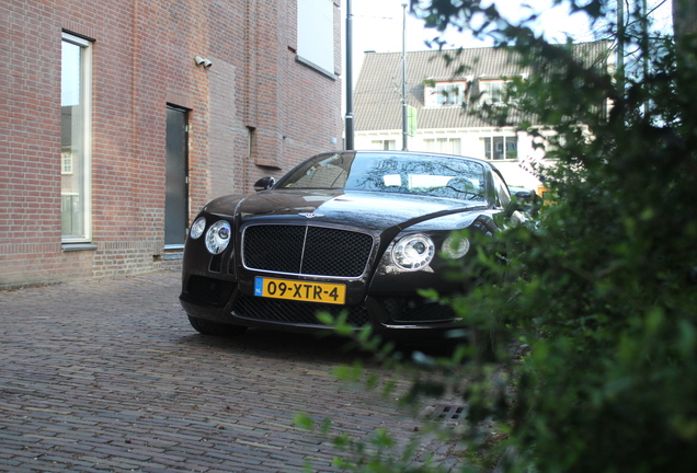 Bentley Continental GTC V8