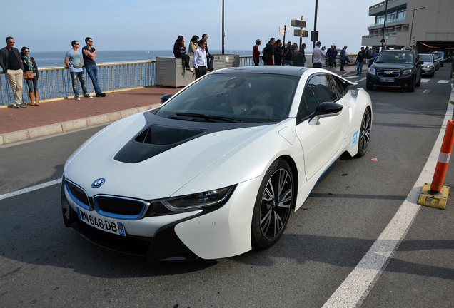 BMW i8