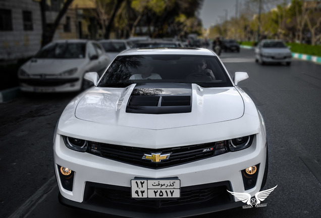 Chevrolet Camaro ZL1 2014