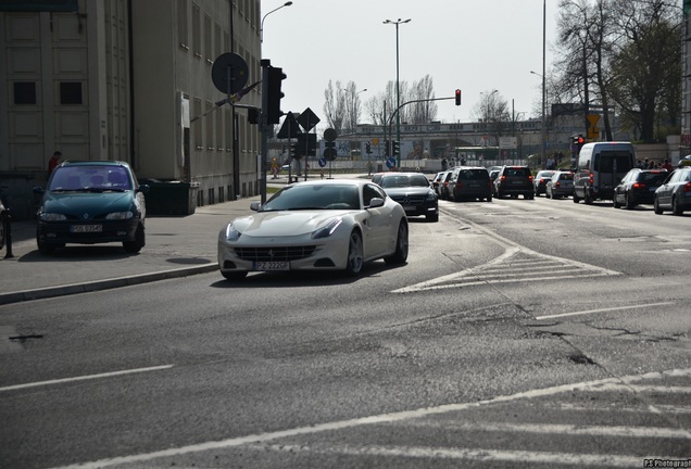 Ferrari FF