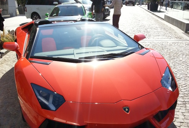 Lamborghini Aventador LP700-4 Roadster