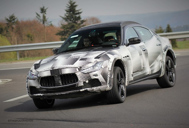 Maserati Levante Mule