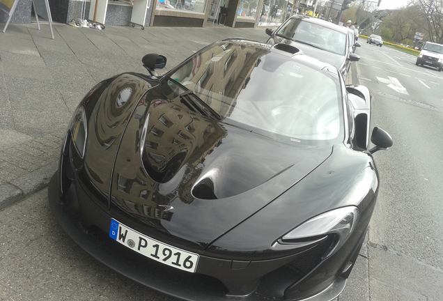 McLaren P1