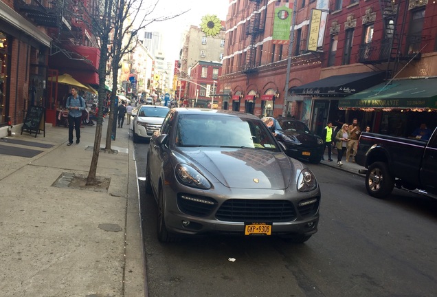 Porsche 958 Cayenne GTS