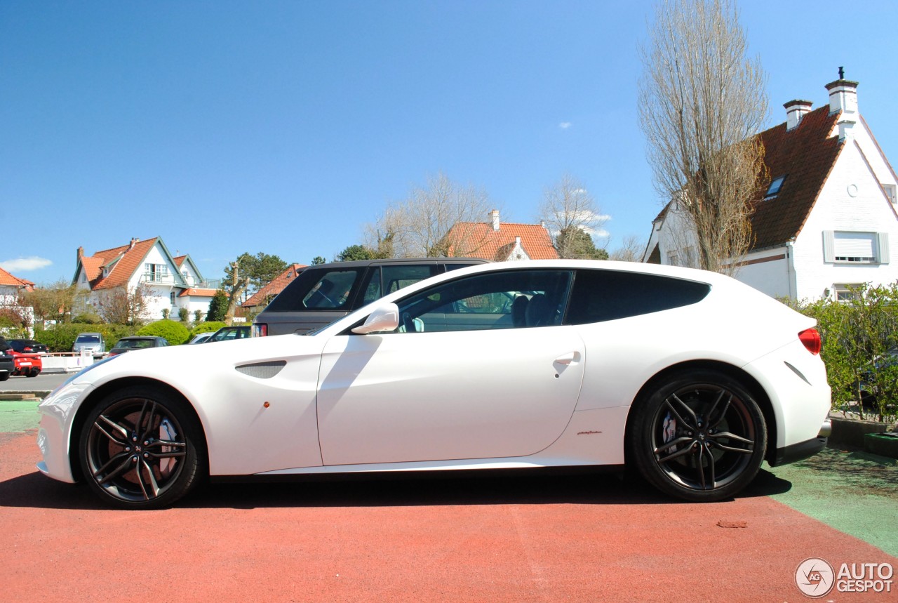 Ferrari FF