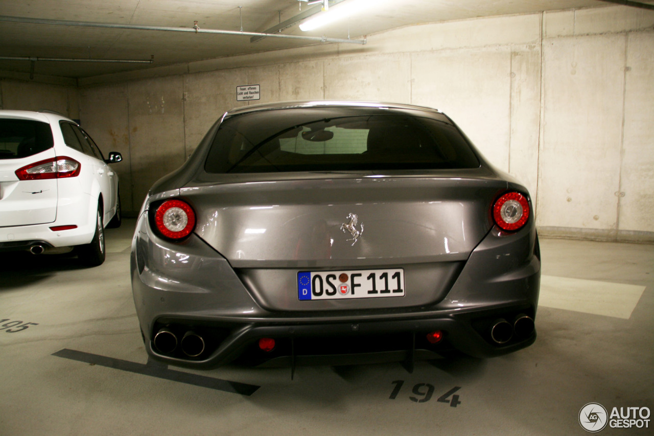 Ferrari FF