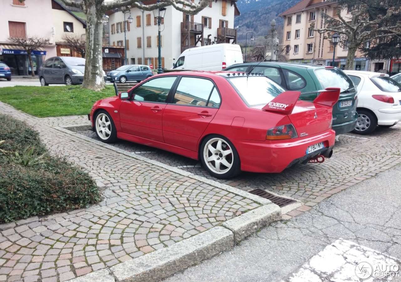 Mitsubishi Lancer Evolution IX