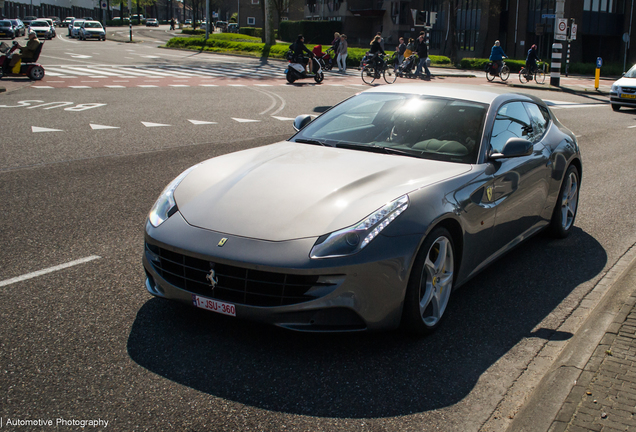 Ferrari FF