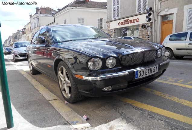 Jaguar XJR