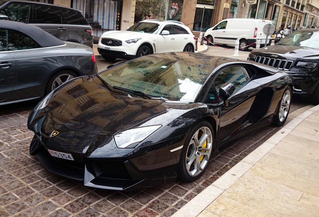 Lamborghini Aventador LP700-4