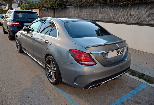 Mercedes-AMG C 63 S W205