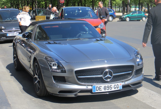 Mercedes-Benz SLS AMG Roadster