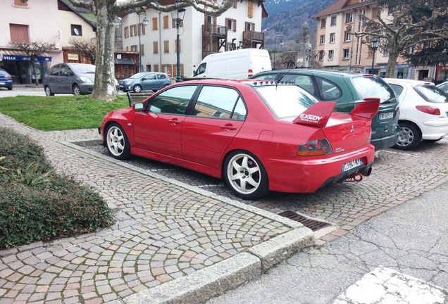 Mitsubishi Lancer Evolution IX