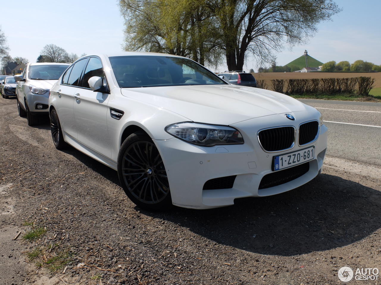 BMW M5 F10 2011