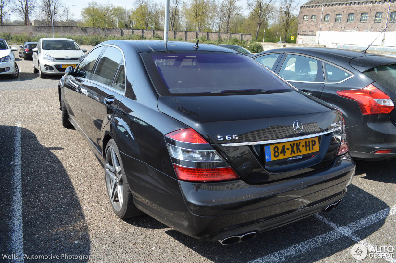 Mercedes-Benz S 65 AMG V221