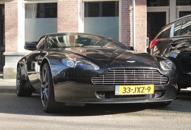 Aston Martin V8 Vantage Roadster