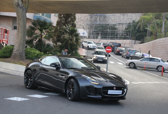 Jaguar F-TYPE R Coupé