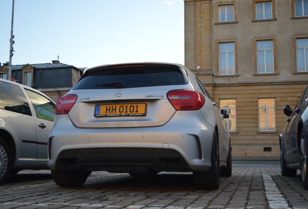 Mercedes-Benz A 45 AMG